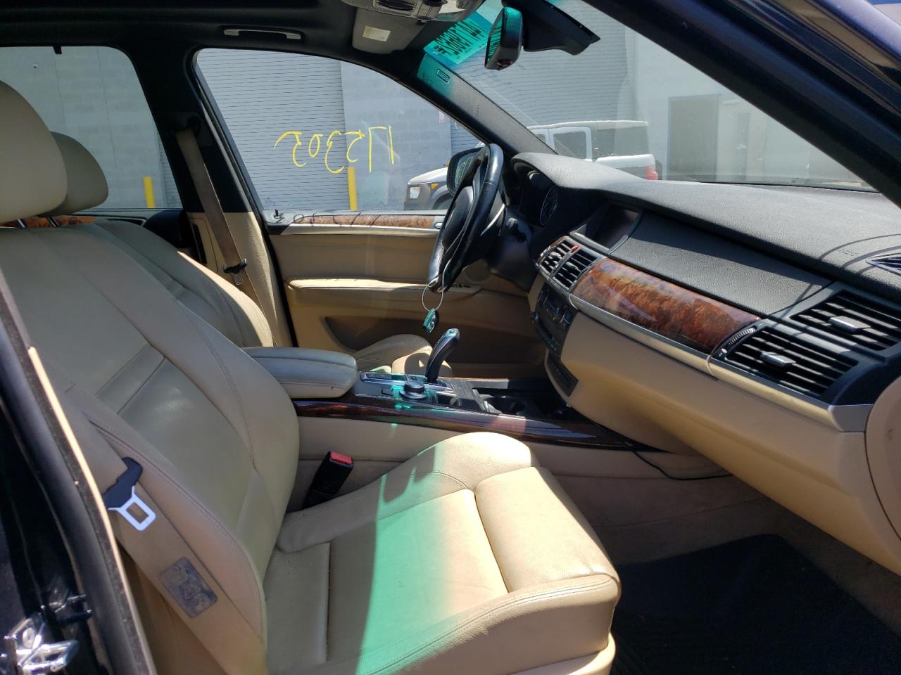 Photo 5 from auction – 2008 BMW X5 4.8I with VIN 5UXFE83598L166978