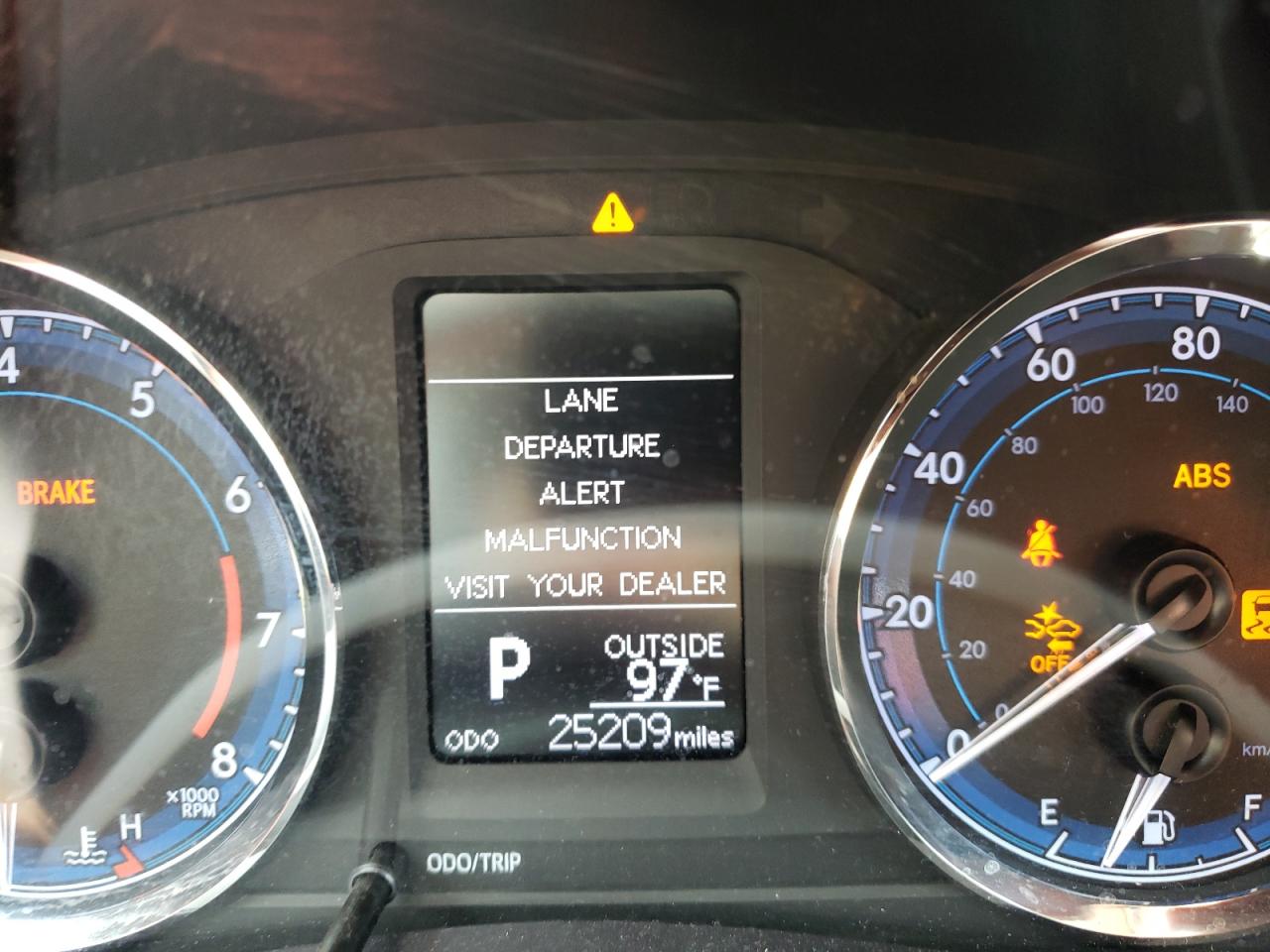 Photo 8 from auction – 2019 TOYOTA COROLLA L with VIN 5YFBURHE2KP880645