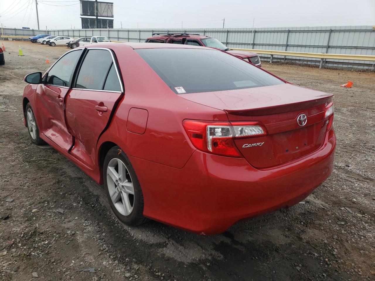 Photo 3 from auction – 2014 TOYOTA CAMRY L with VIN 4T1BF1FK3EU752437