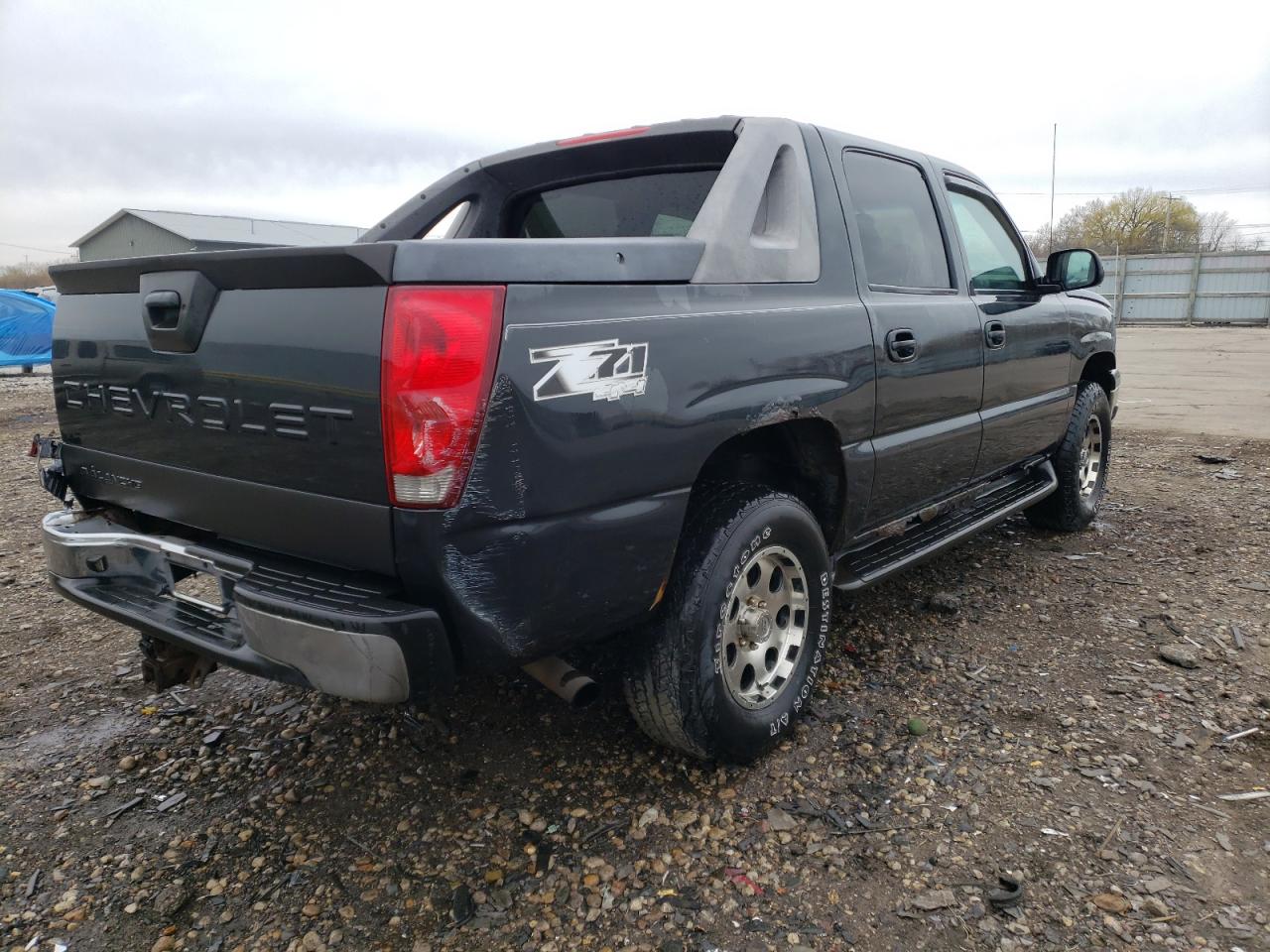 Photo 4 from auction – 2004 CHEVROLET AVALANCHE with VIN 3GNEK12T74G123641