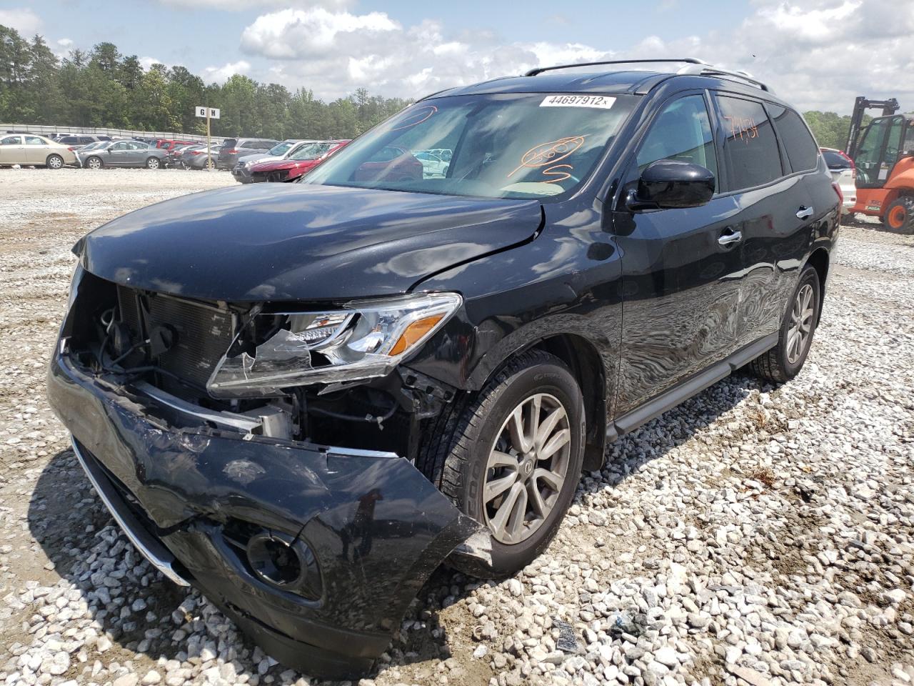 Photo 2 from auction – 2016 NISSAN PATHFINDER with VIN 5N1AR2MN8GC662604