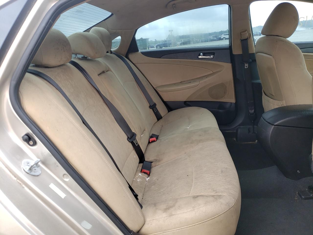 Photo 6 from auction – 2011 HYUNDAI SONATA GLS with VIN 5NPEB4AC1BH061590