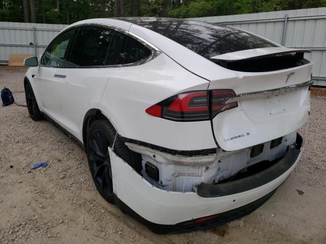 Photo 3 from auction – 2016 TESLA MODEL X with VIN 5YJXCDE26GF026170