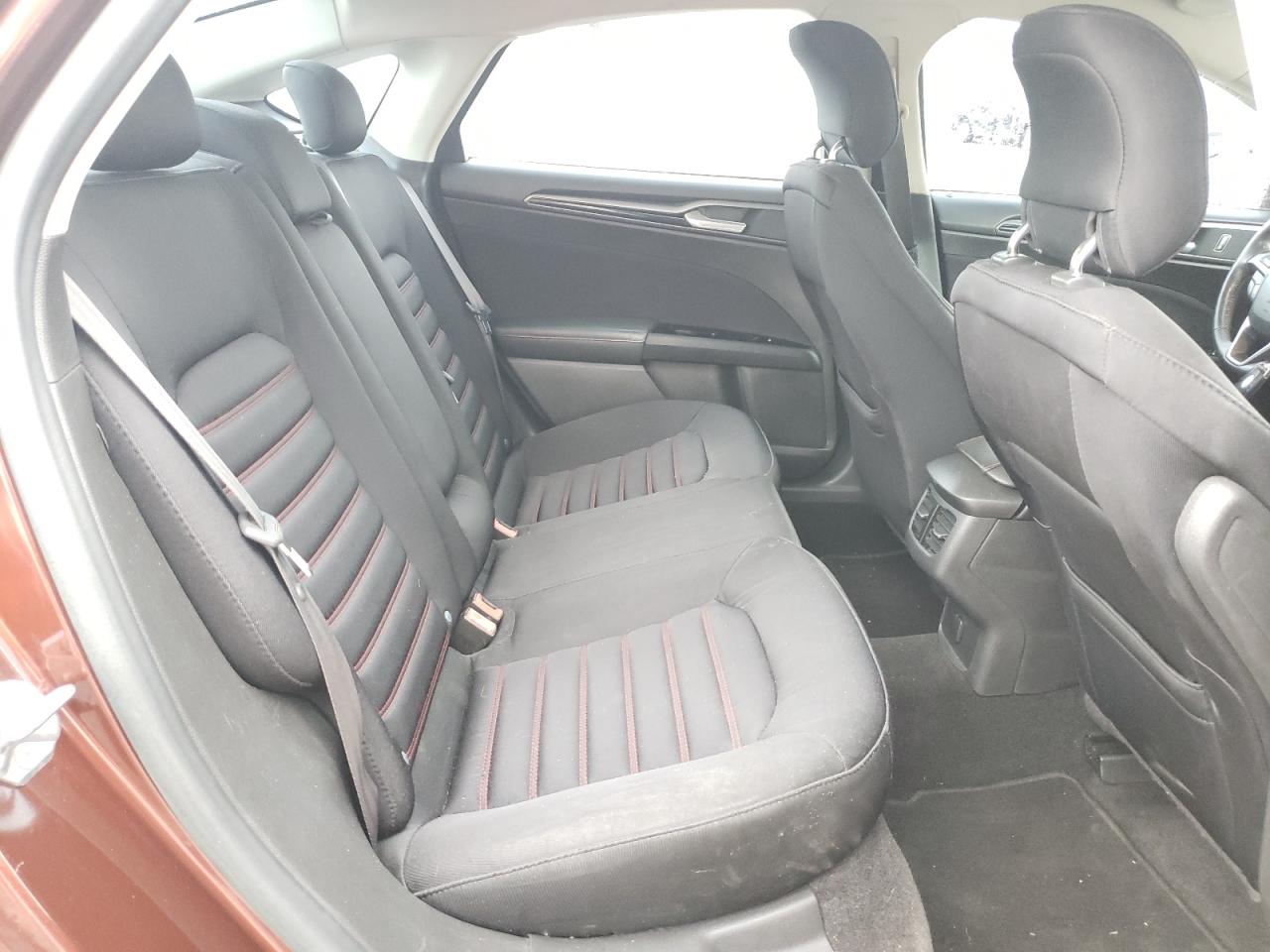 Photo 6 from auction – 2015 FORD FUSION SE with VIN 3FA6P0HD0FR101910