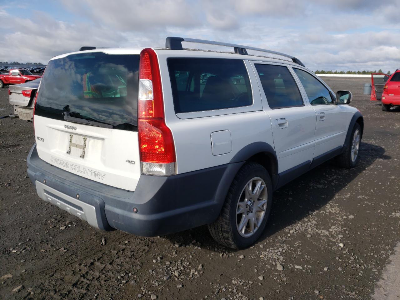 Photo 4 from auction – 2007 VOLVO XC70 with VIN YV4SZ592271260112