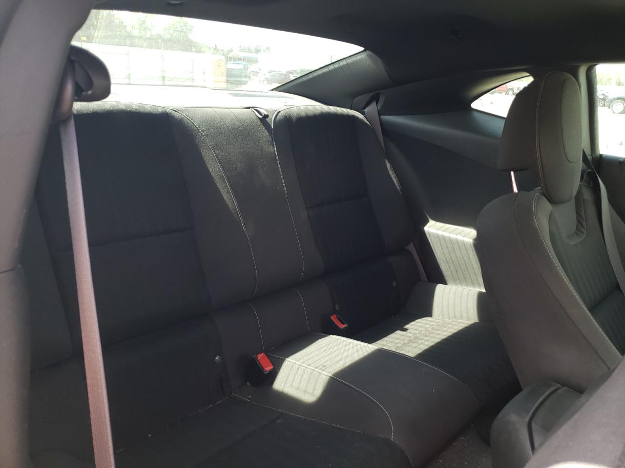 Photo 6 from auction – 2015 CHEVROLET CAMARO LS with VIN 2G1FA1E30F9112918