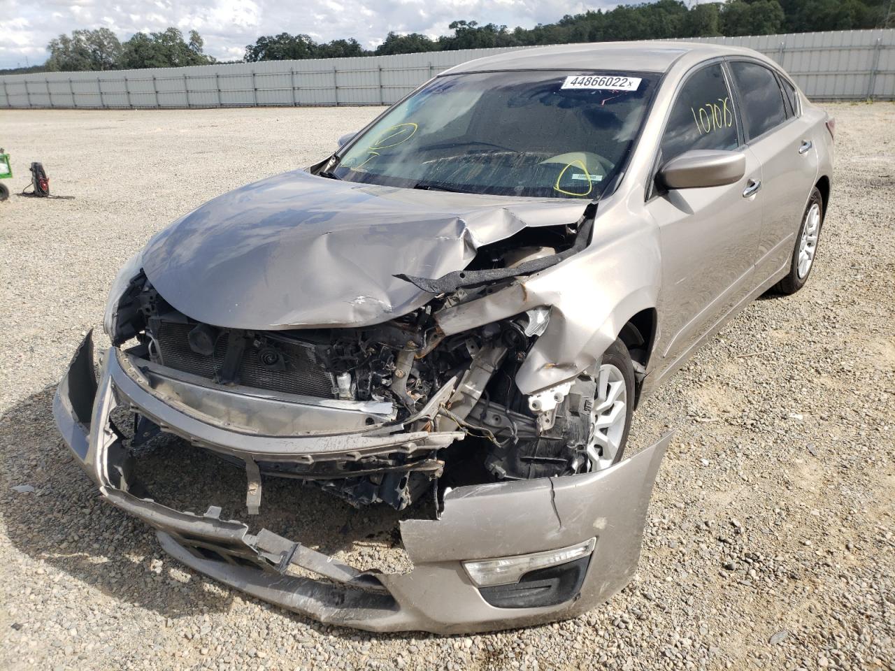 Photo 2 from auction – 2015 NISSAN ALTIMA 2.5 with VIN 1N4AL3AP1FN336167