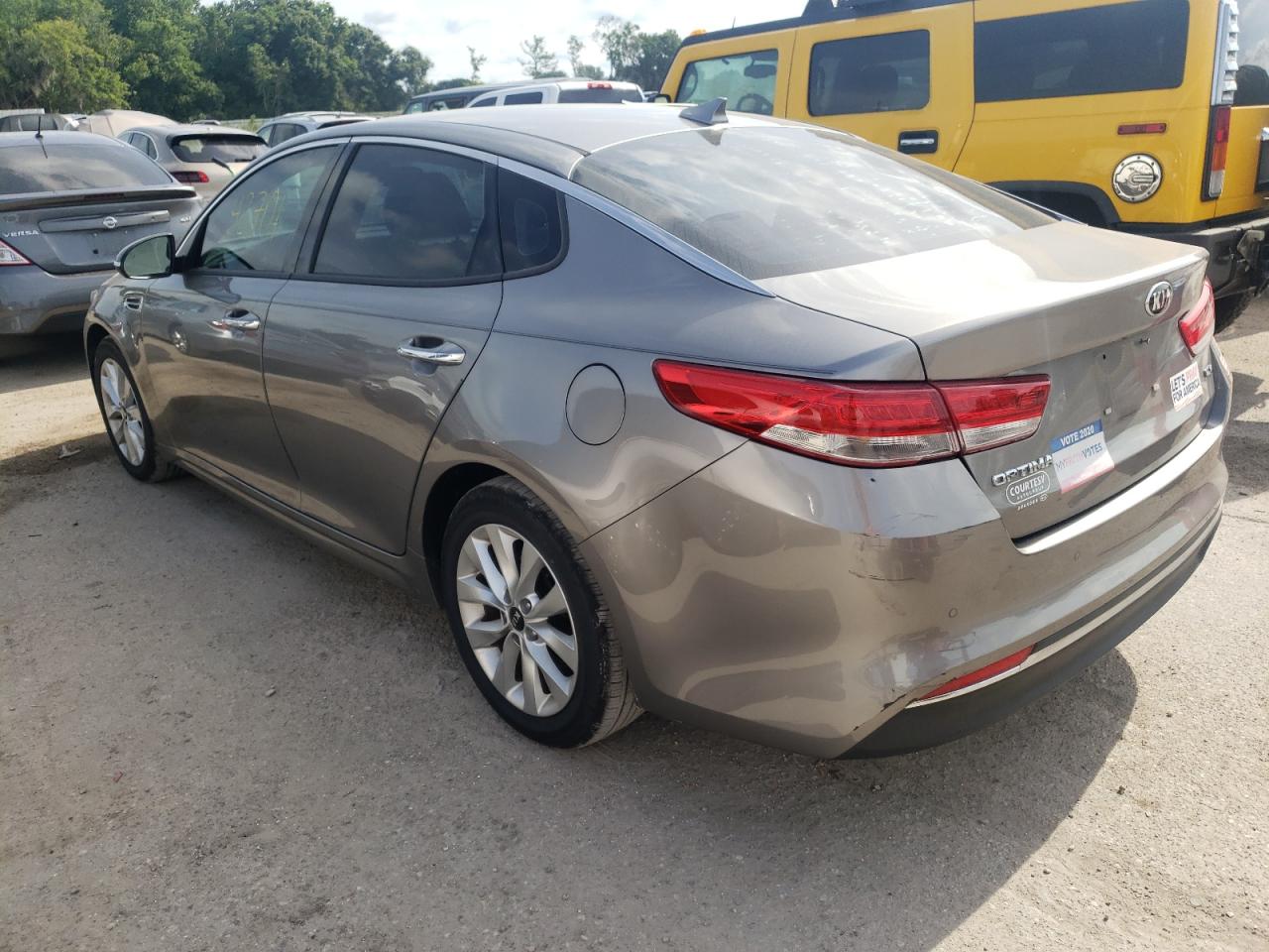 Photo 3 from auction – 2018 KIA OPTIMA EX with VIN 5XXGU4L33JG241261
