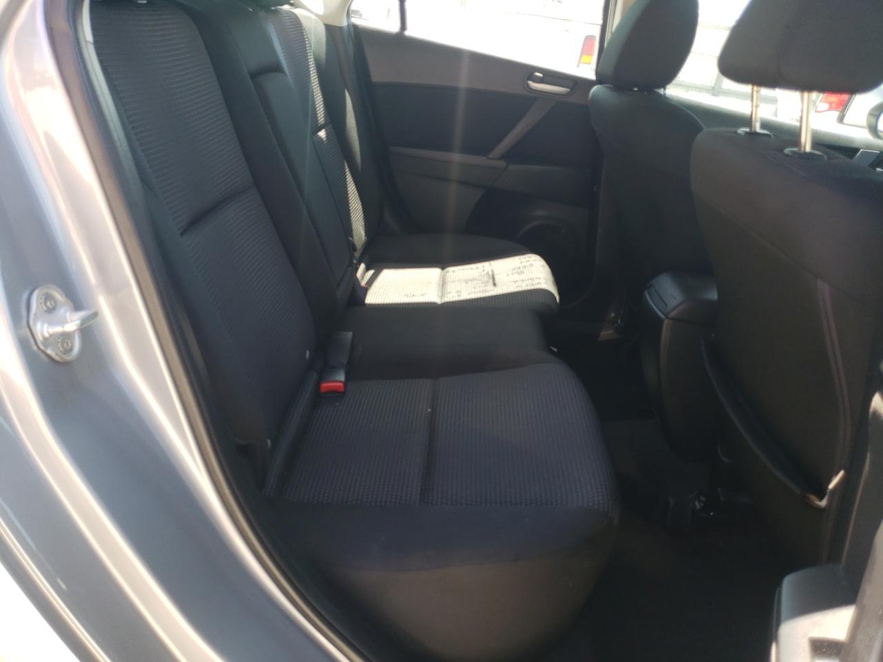 Photo 6 from auction – 2012 MAZDA 3 I with VIN JM1BL1L74C1680062