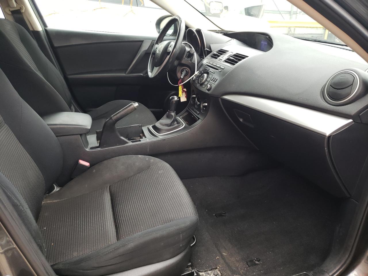 Photo 5 from auction – 2012 MAZDA 3 I with VIN JM1BL1L72C1606493