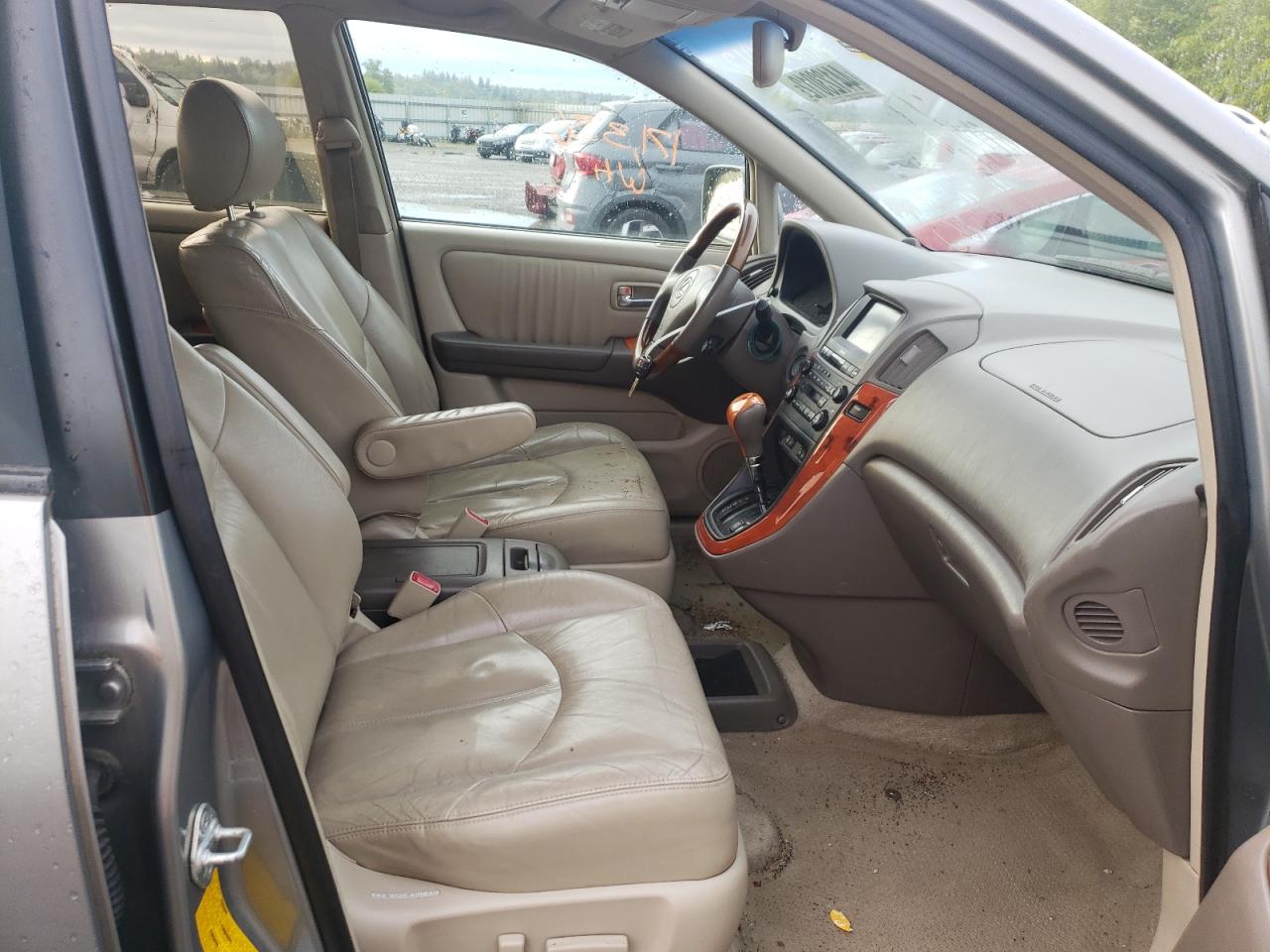 Photo 5 from auction – 2002 LEXUS RX 300 with VIN JTJHF10U220288078