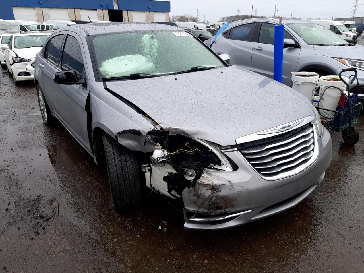 Photo 11 from auction – 2013 CHRYSLER 200 LIMITE with VIN 1C3CCBCG5DN718861