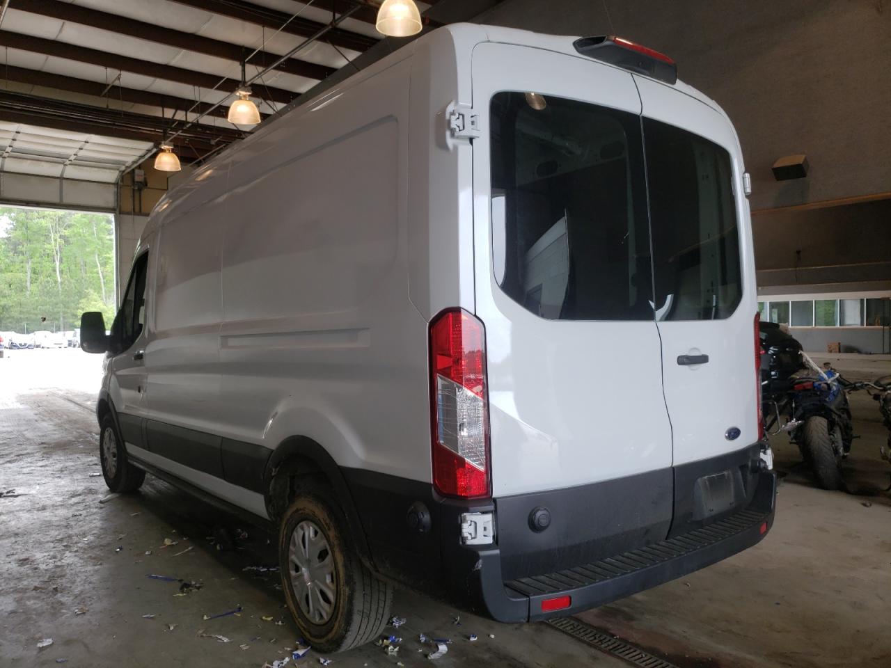 Photo 3 from auction – 2019 FORD TRANSIT T- with VIN 1FTYR2CM1KKA88874