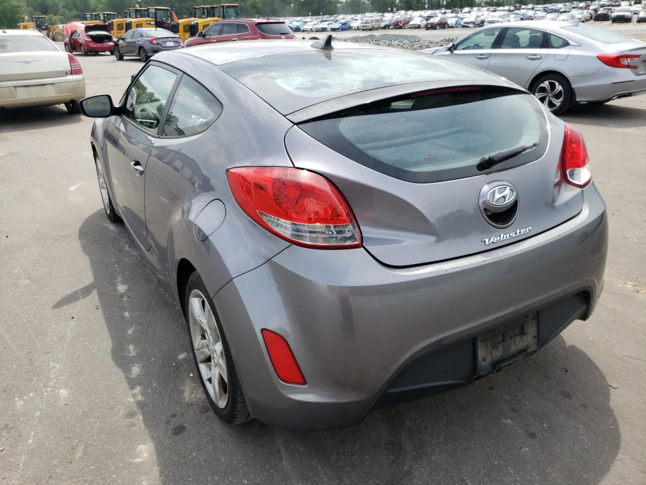 Photo 3 from auction – 2013 HYUNDAI VELOSTER with VIN KMHTC6AD3DU179816