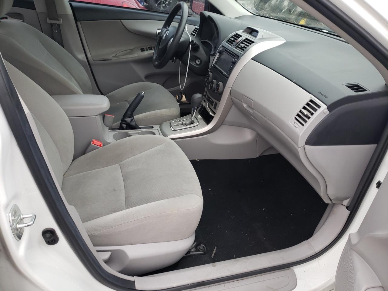 Photo 5 from auction – 2013 TOYOTA COROLLA BA with VIN 5YFBU4EE0DP184845