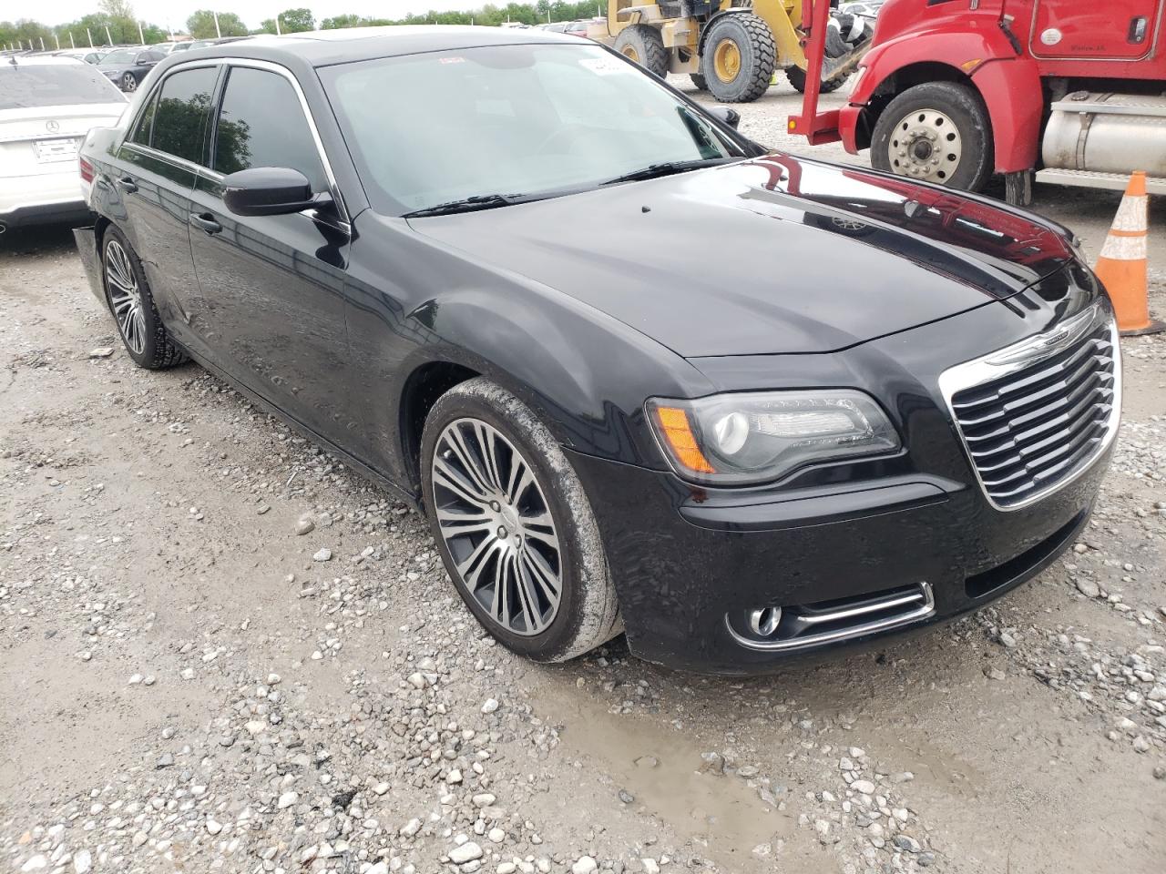 CHRYSLER 300 S 2013 with VIN 2C3CCABT8DH731590 - Photo from auction