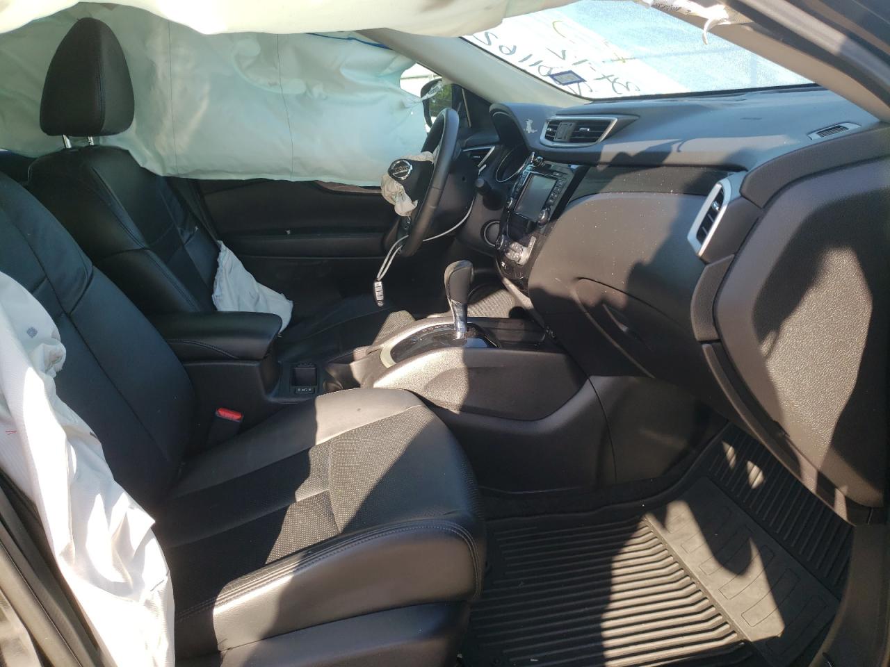 Photo 5 from auction – 2014 NISSAN ROGUE S with VIN 5N1AT2MT6EC754033