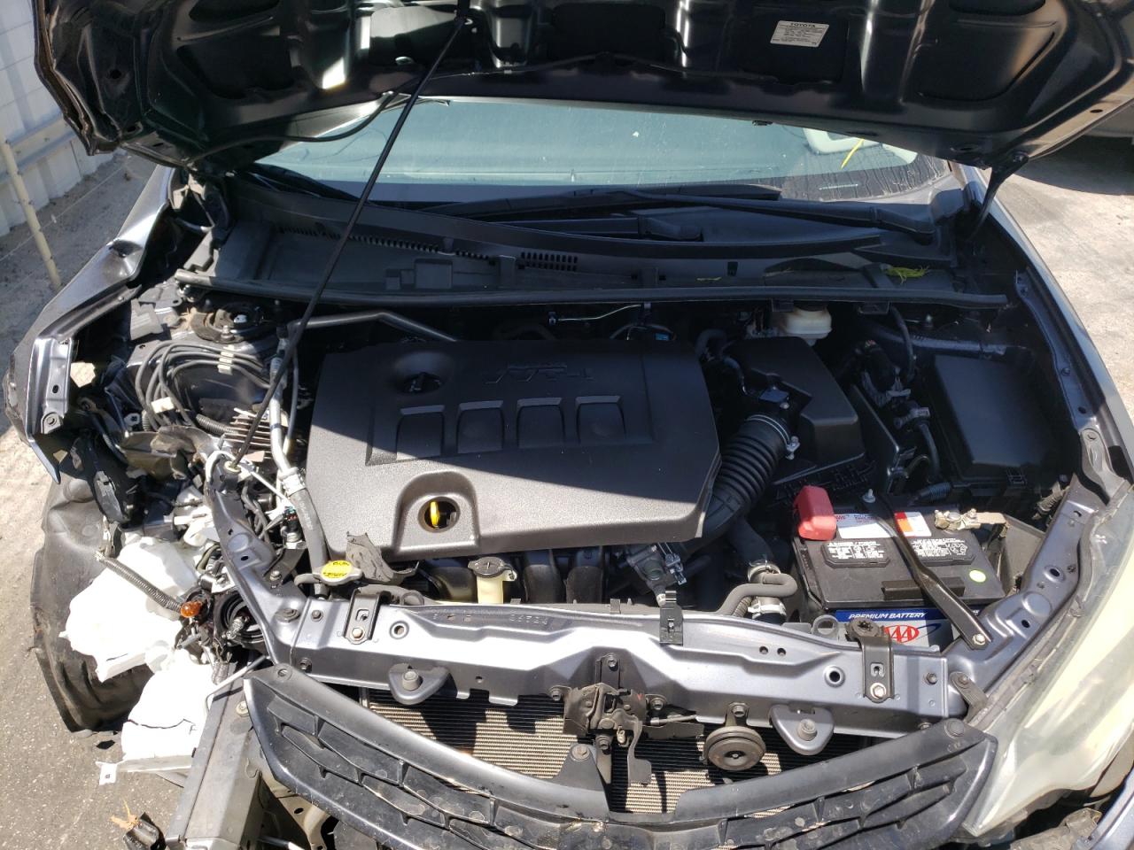 Photo 11 from auction – 2015 TOYOTA COROLLA L with VIN 5YFBURHE5FP352040