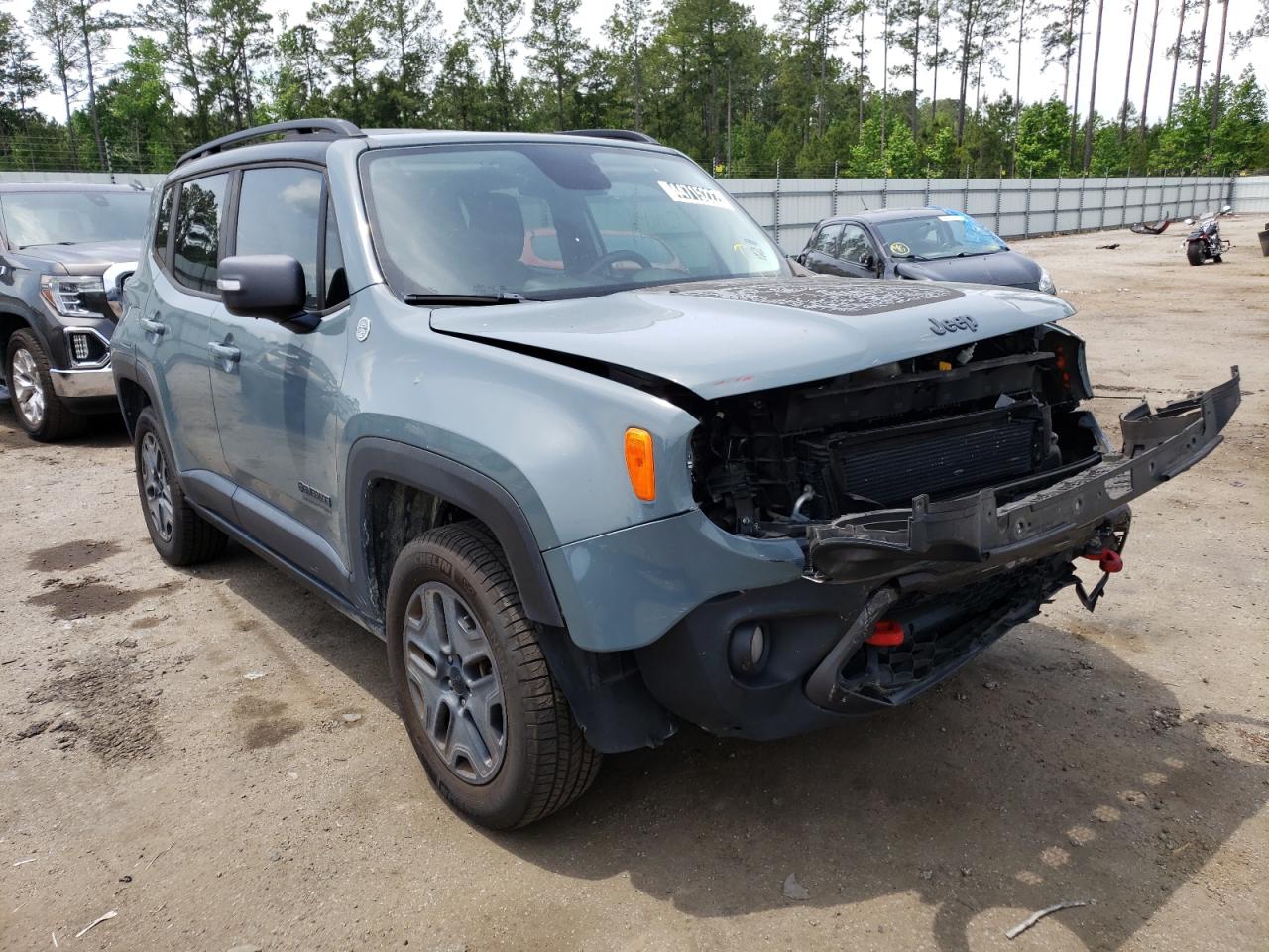 JEEP RENEGADE T 2017 with VIN ZACCJBCB1HPE85015 - Photo from auction