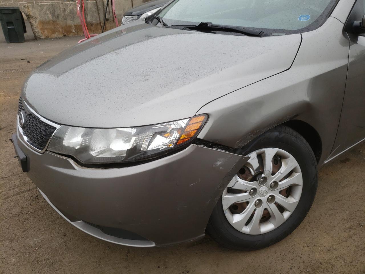Photo 9 from auction – 2012 KIA FORTE EX with VIN KNAFU4A27C5572287