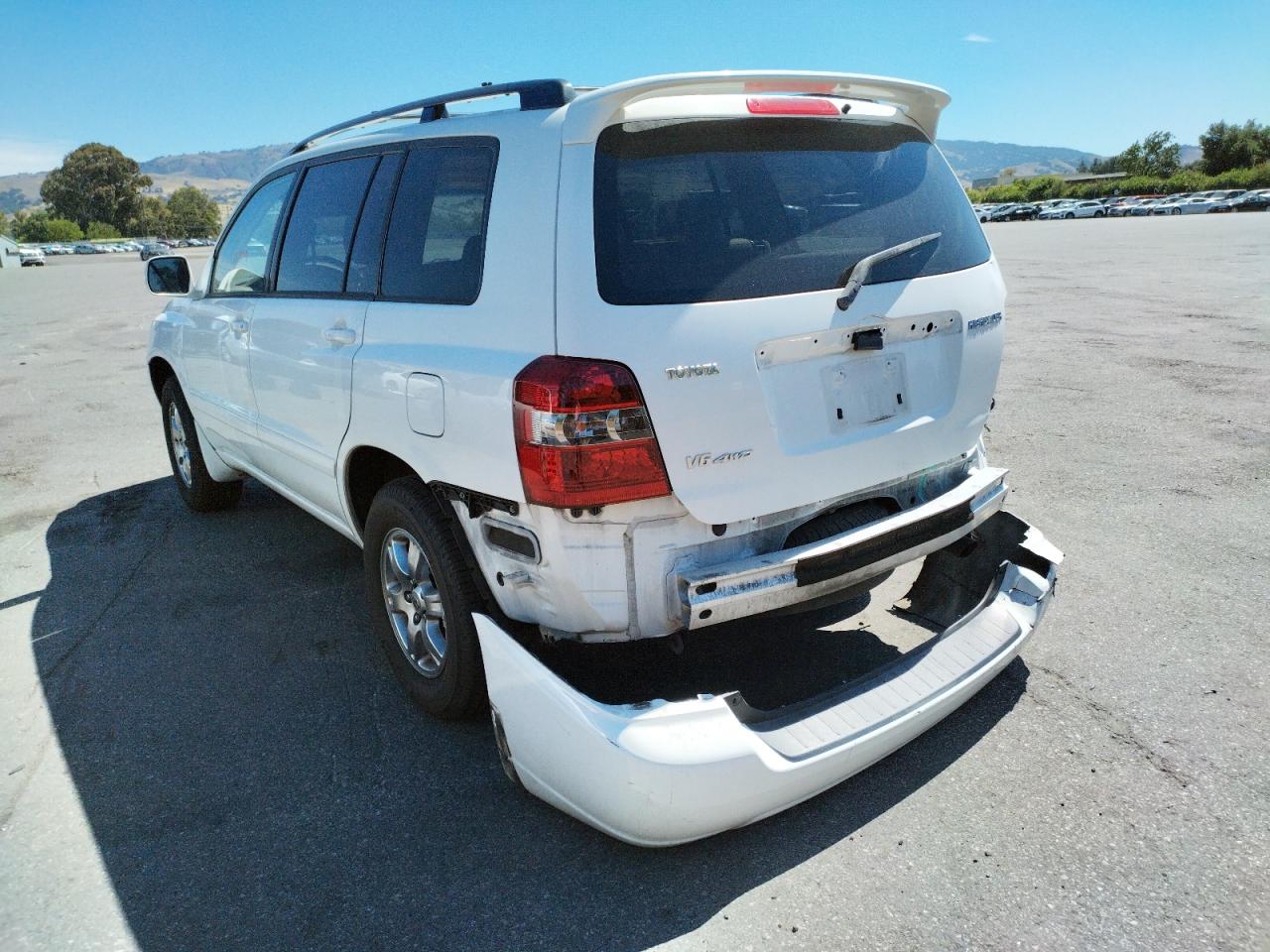 Photo 3 from auction – 2007 TOYOTA HIGHLANDER with VIN JTEEP21A070212293