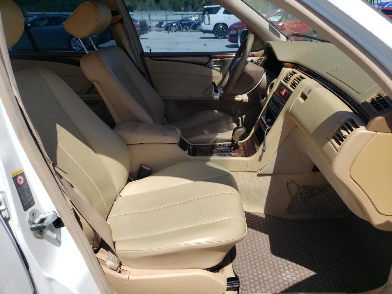 Photo 5 from auction – 2001 MERCEDES-BENZ E 320 with VIN WDBJH65J91B323730