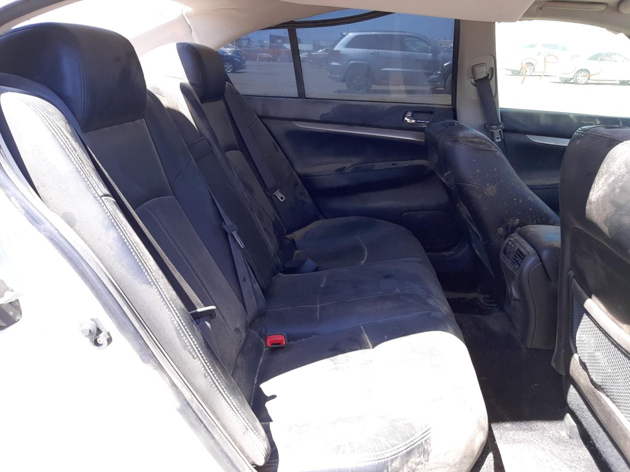 Photo 6 from auction – 2011 INFINITI G25 with VIN JN1DV6AR3BM452297