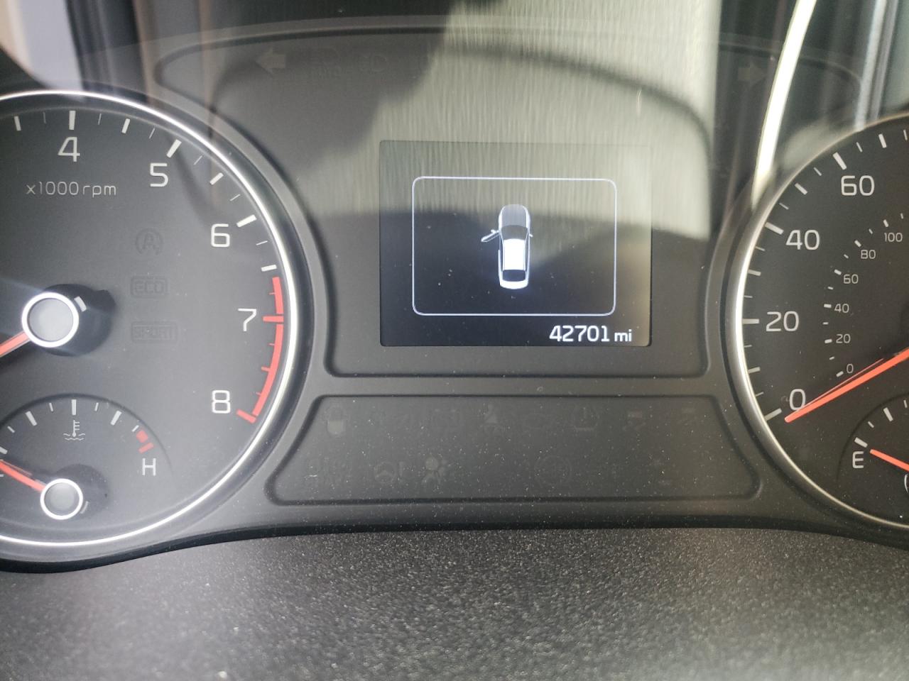 Photo 8 from auction – 2018 KIA OPTIMA EX with VIN 5XXGU4L33JG241261