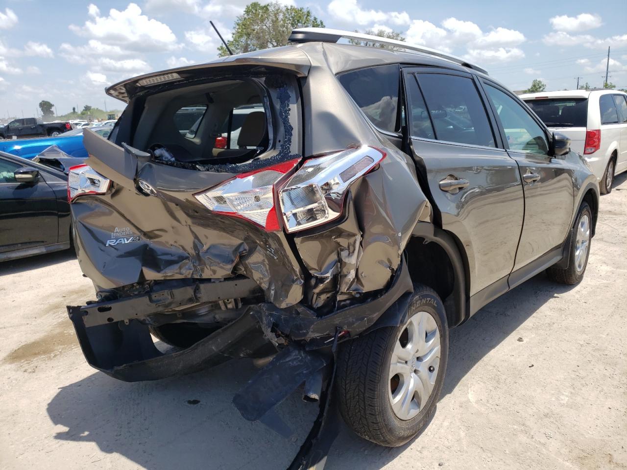 Photo 4 from auction – 2013 TOYOTA RAV4 LE with VIN 2T3BFREV0DW007869