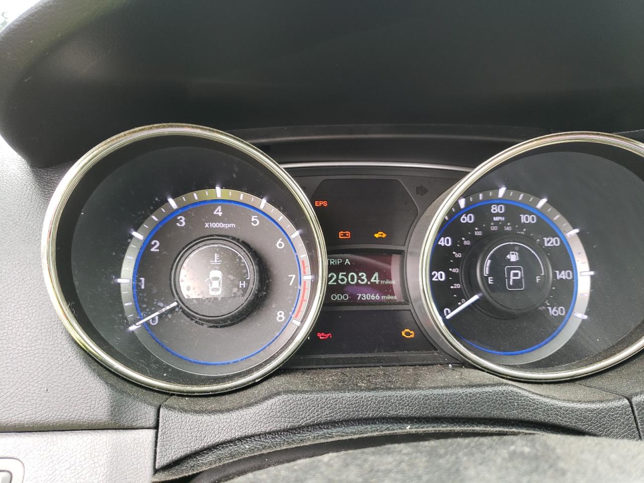 Foto 8 de la subasta – 2012 HYUNDAI SONATA SE con VIN 5NPEC4ACXCH491889