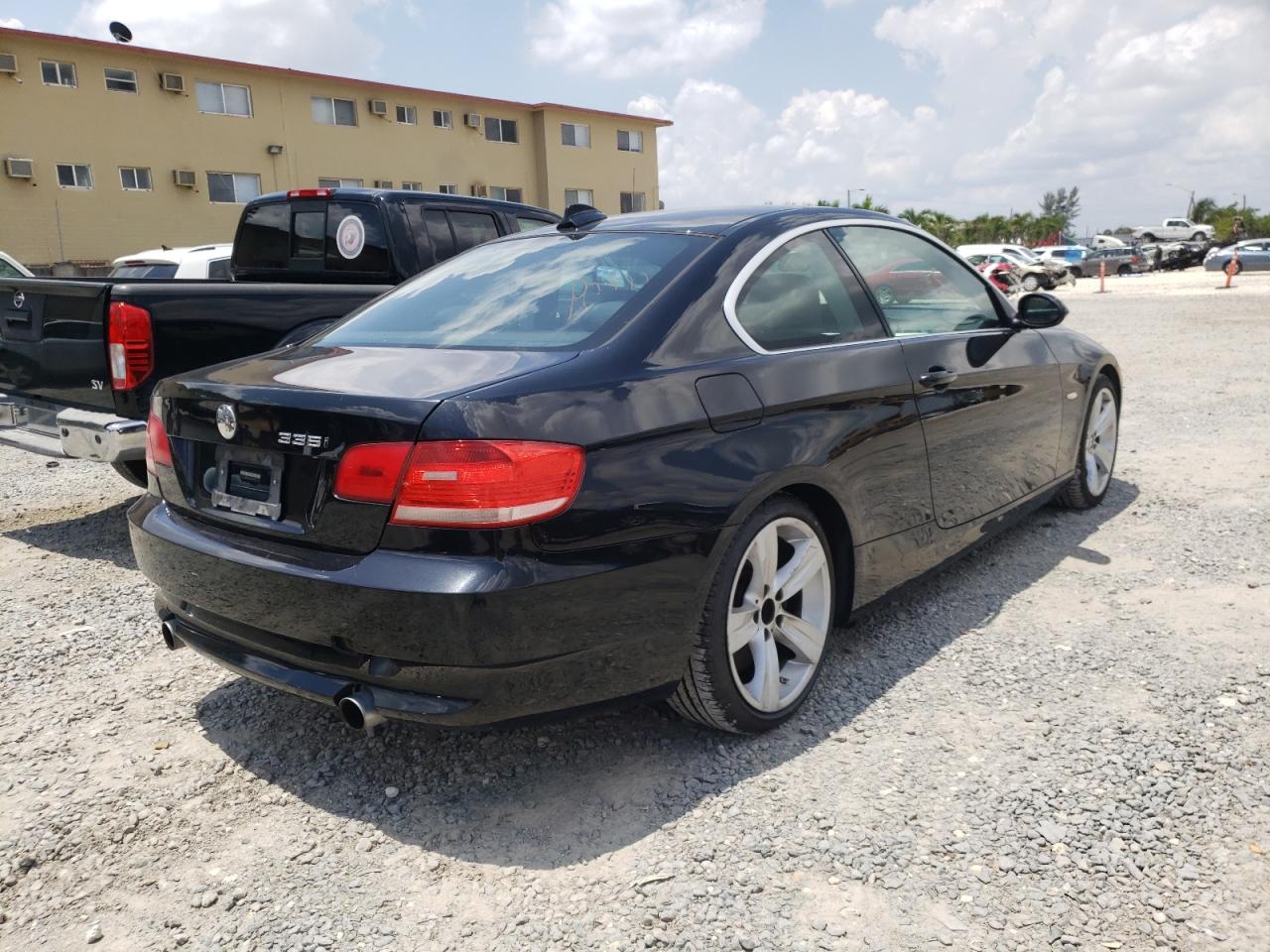 Photo 4 from auction – 2007 BMW 335 I with VIN WBAWB73517P035133