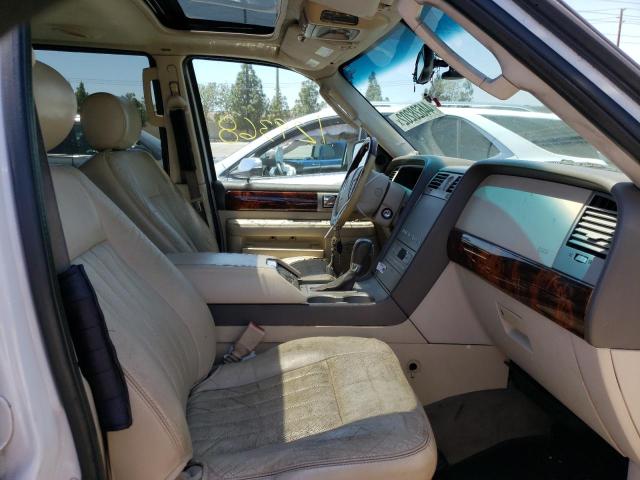 Photo 5 from auction – 2004 LINCOLN NAVIGATOR with VIN 5LMFU27R74LJ04500