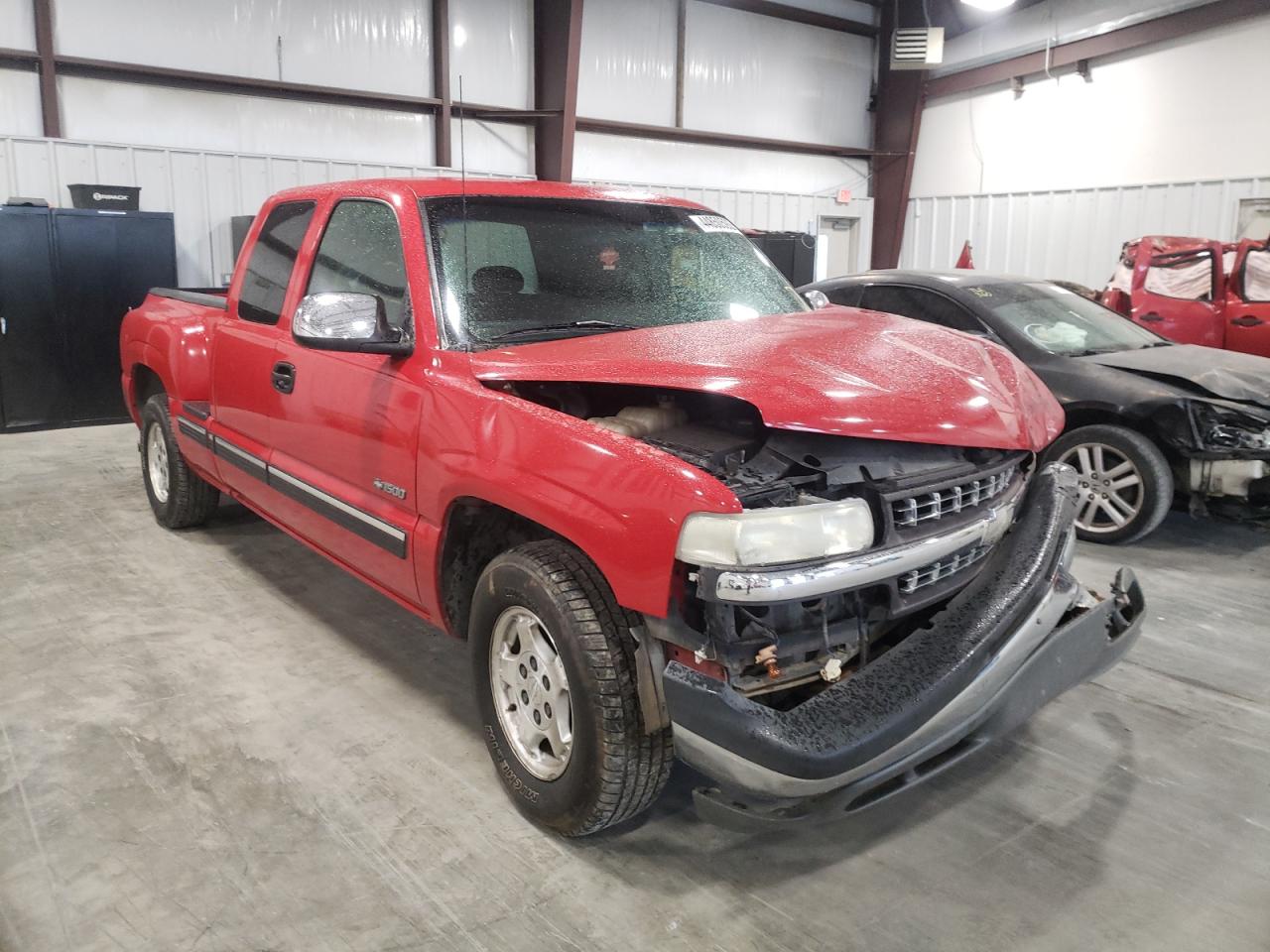 CHEVROLET SILVERADO 1999 with VIN 1GCEC19VXXZ169062 - Photo from auction
