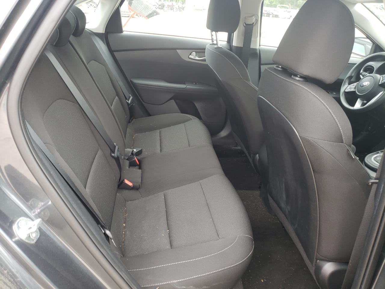 Photo 6 from auction – 2021 KIA FORTE FE with VIN 3KPF24AD2ME326859