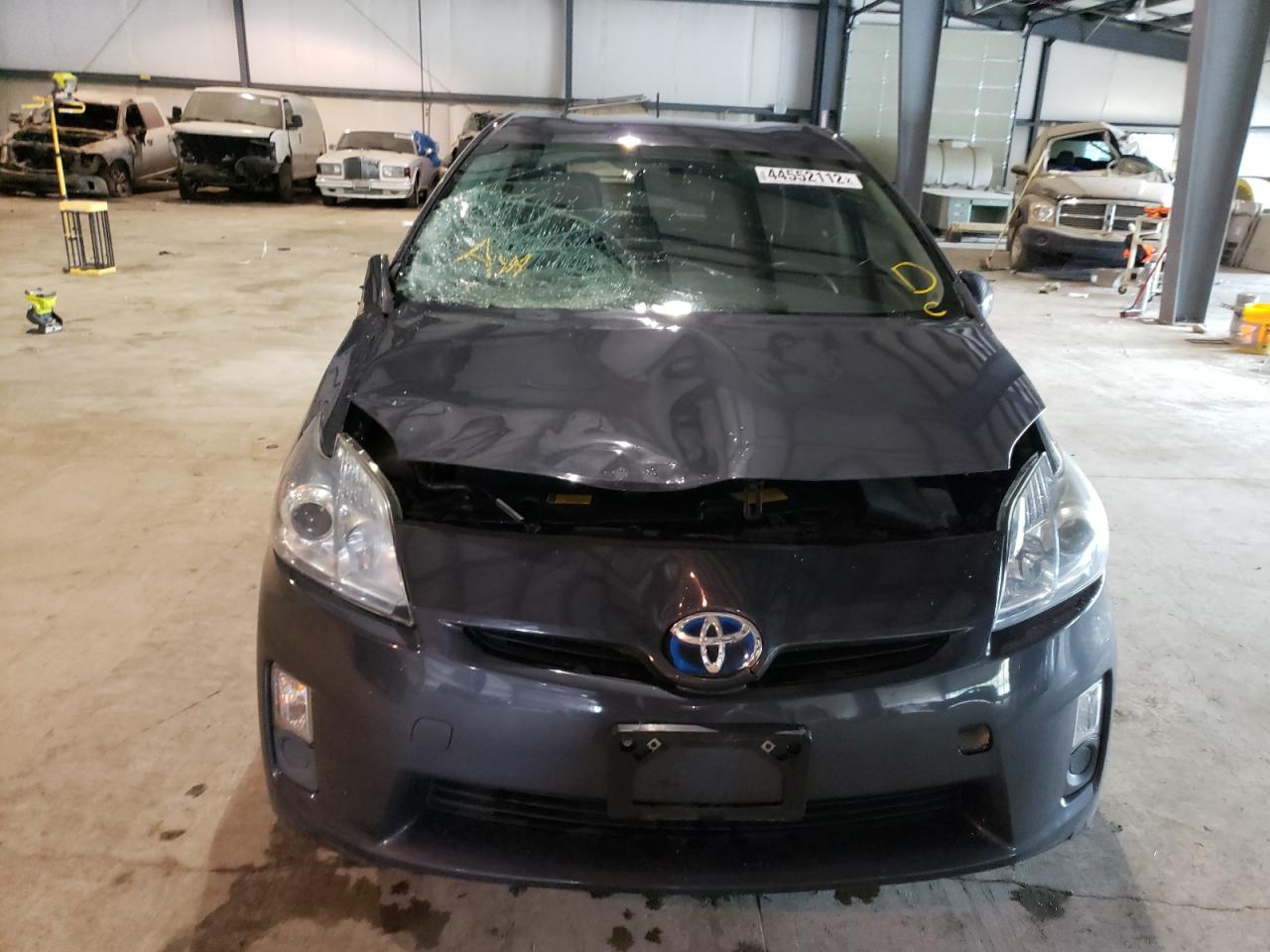 Photo 9 from auction – 2011 TOYOTA PRIUS with VIN JTDKN3DU3B1390436