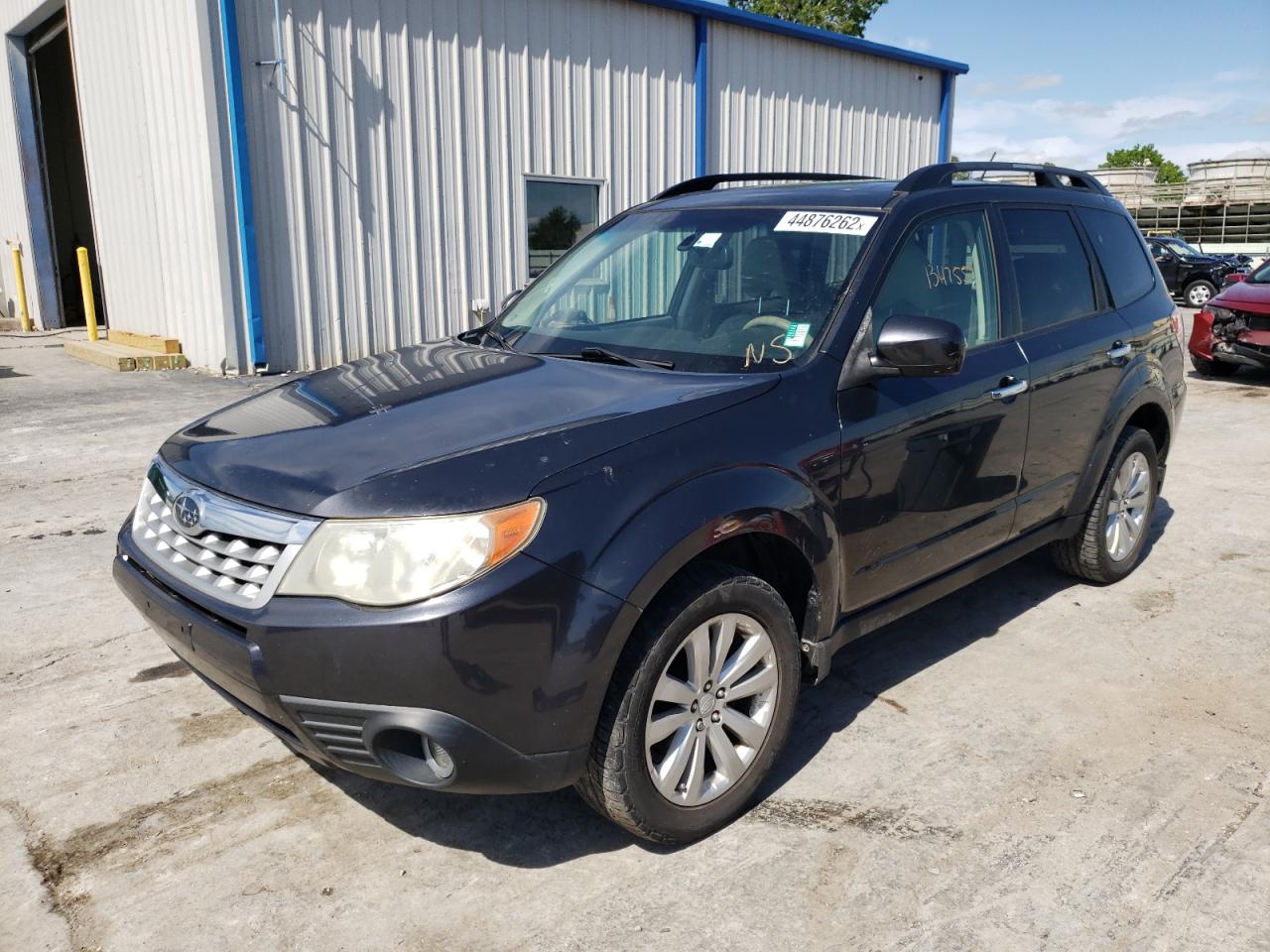 Photo 2 from auction – 2013 SUBARU FORESTER 2 with VIN JF2SHADC3DH417634