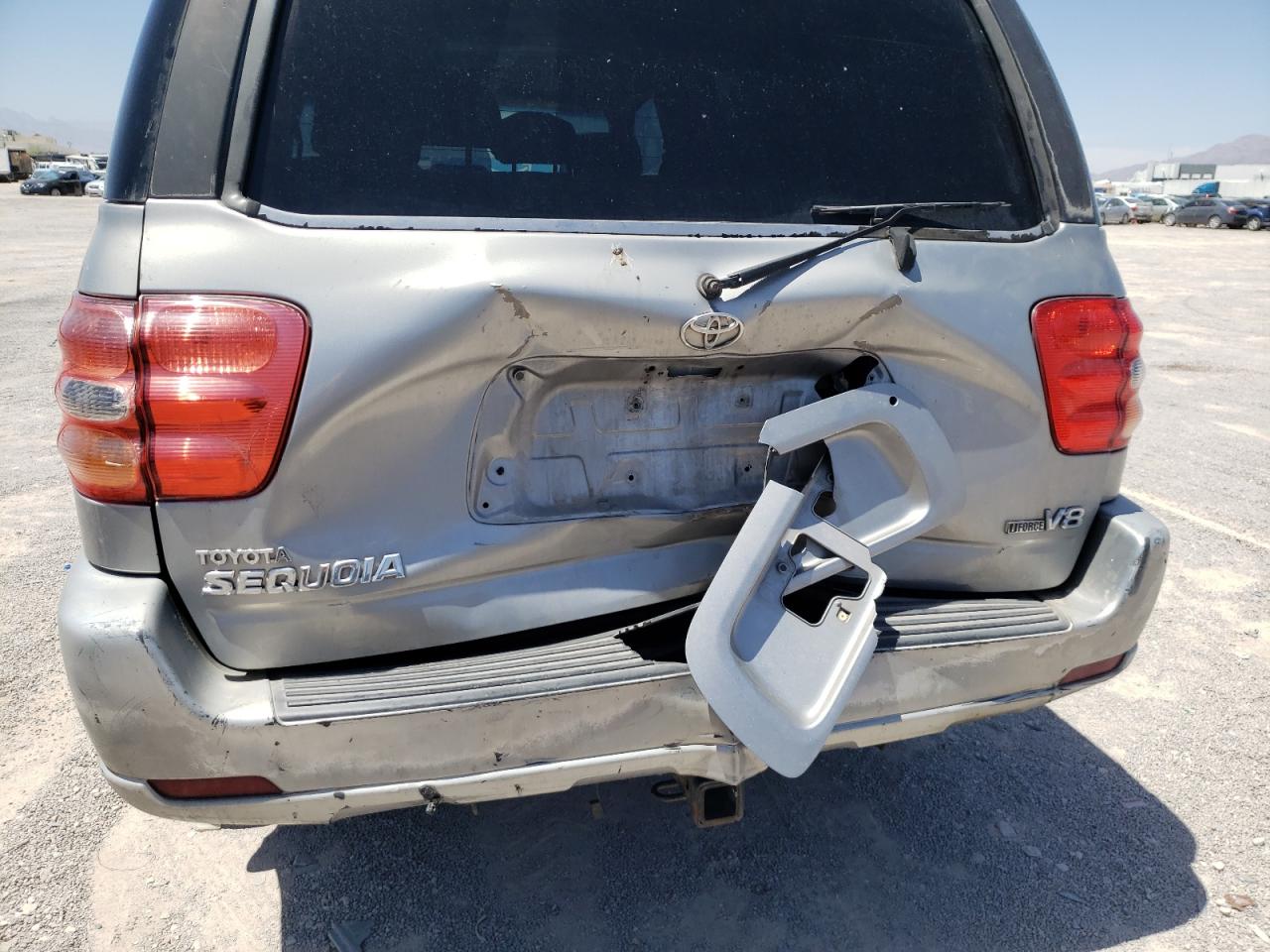 Photo 9 from auction – 2002 TOYOTA SEQUOIA SR with VIN 5TDZT34A72S119604