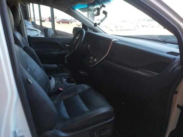 Photo 5 from auction – 2016 TOYOTA SIENNA SE with VIN 5TDXK3DC7GS712768