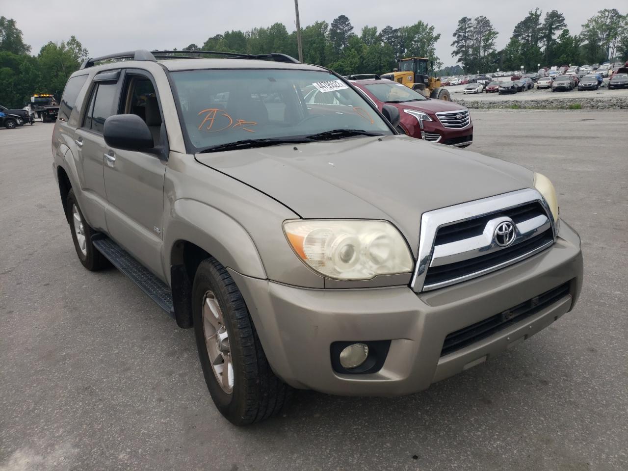 TOYOTA 4RUNNER SR 2007 with VIN JTEZU14RX78085415 - Photo from auction