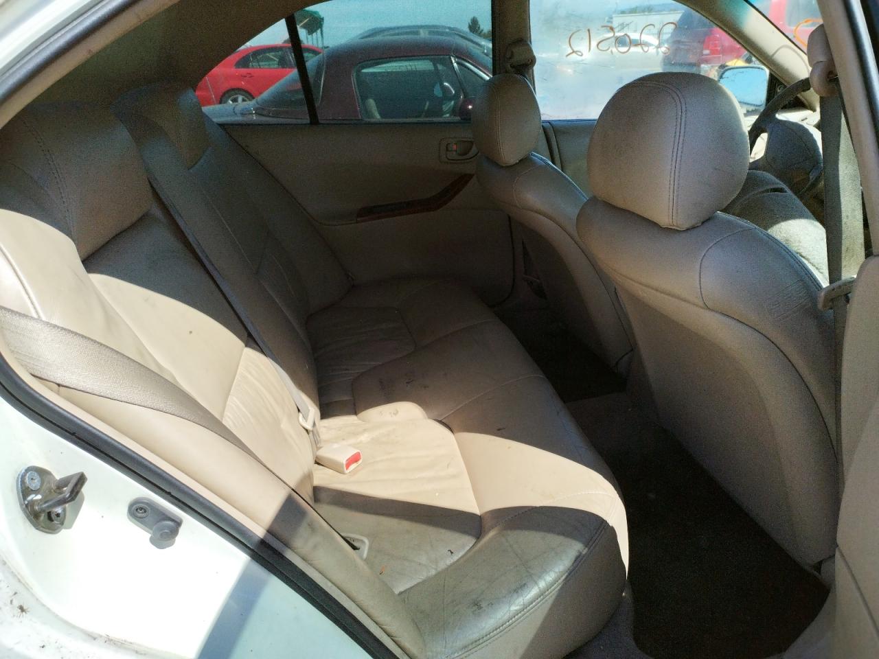 Photo 6 from auction – 2000 MITSUBISHI GALANT LS with VIN 4A3AA56L1YE091260