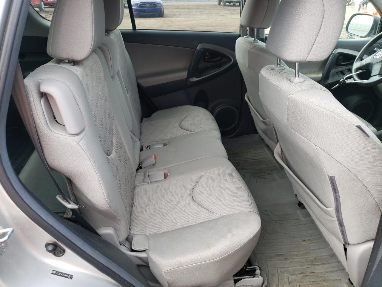Photo 17 from auction – 2011 TOYOTA RAV4 with VIN 2T3BF4DV3BW159212