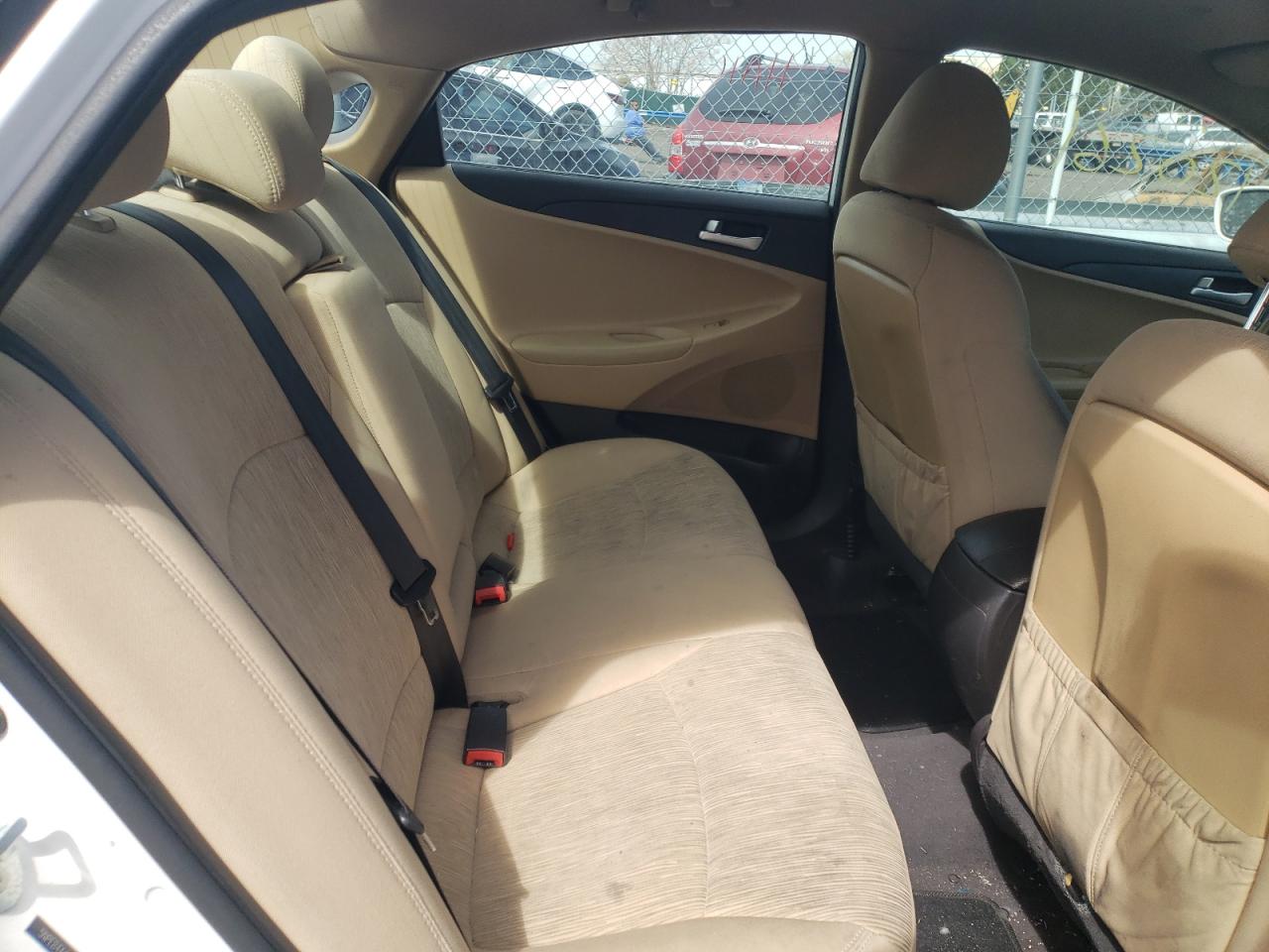 Photo 6 from auction – 2012 HYUNDAI SONATA GLS with VIN 5NPEB4AC7CH366495