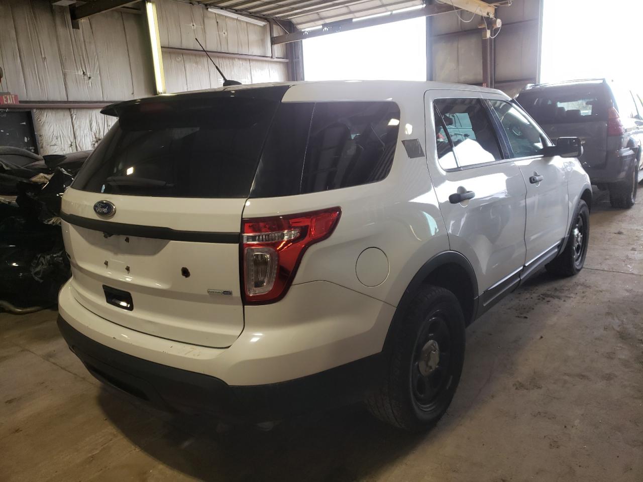 Photo 4 from auction – 2015 FORD EXPLORER P with VIN 1FM5K8AR3FGB75401