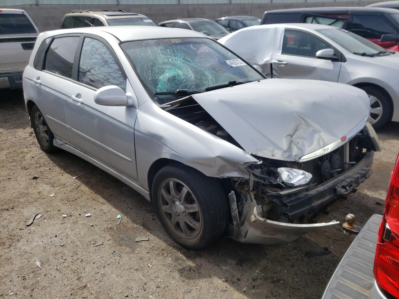KIA SPECTRA5 2006 with VIN KNAFE161865226247 - Photo from auction