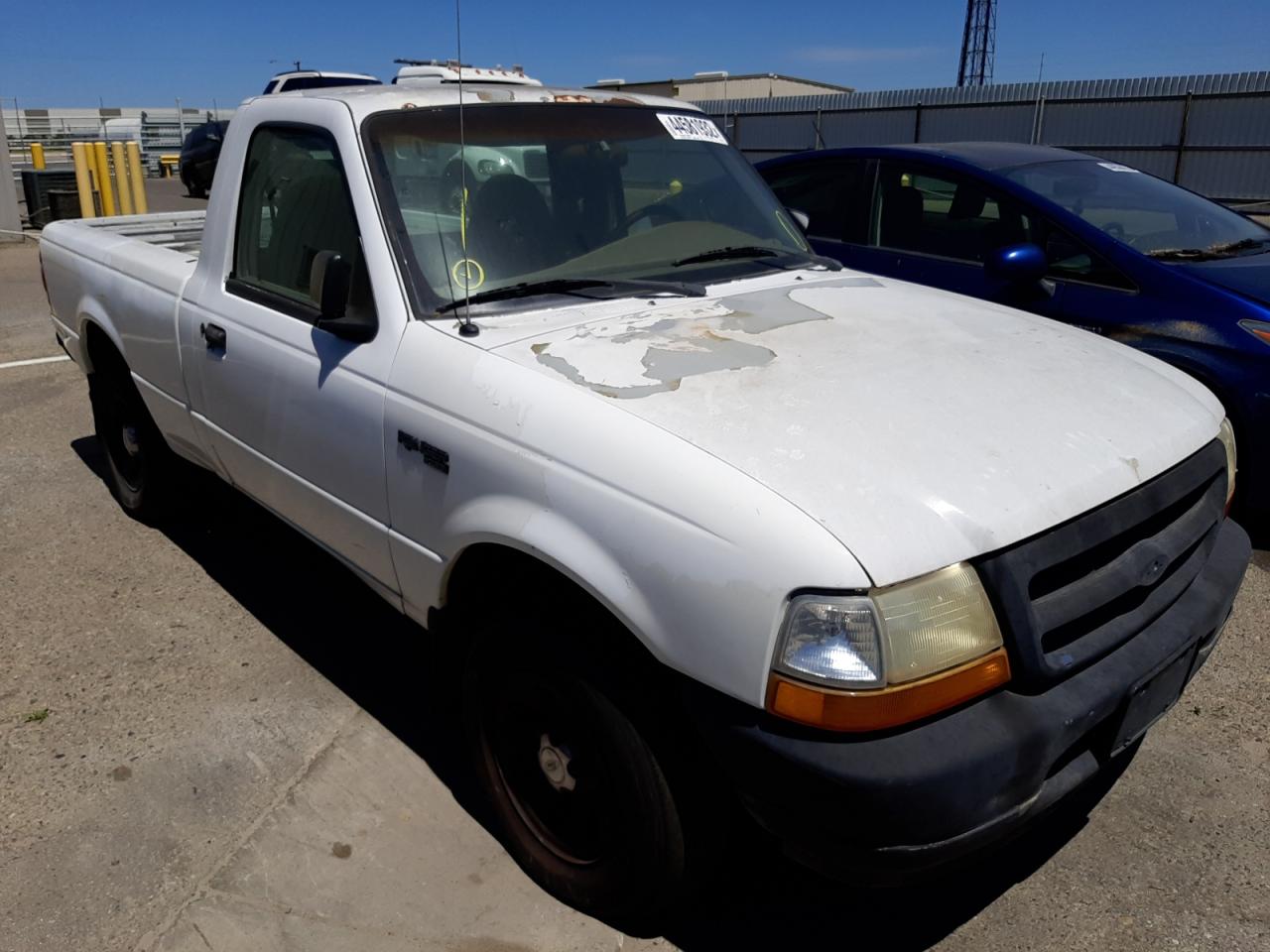 FORD RANGER 2000 with VIN 1FTYR10V8YPA35432 - Photo from auction