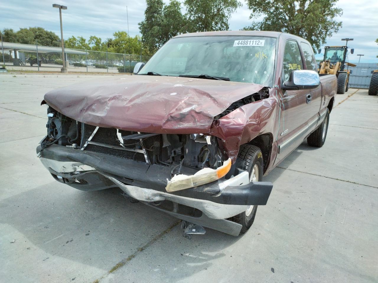 Photo 2 from auction – 2002 CHEVROLET SILVERADO with VIN 2GCEK19T421363590