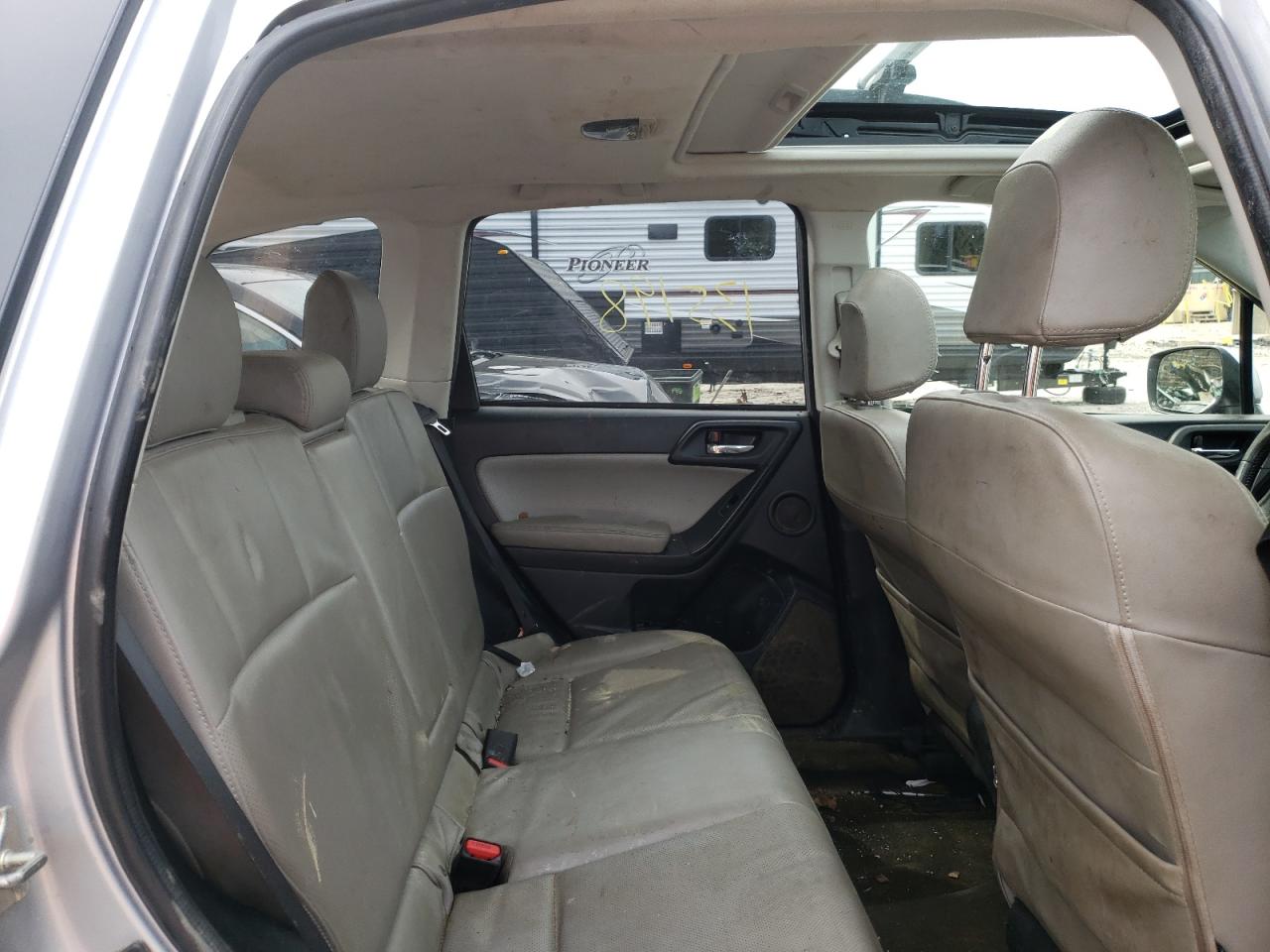 Photo 6 from auction – 2014 SUBARU FORESTER 2 with VIN JF2SJAMC1EH508147
