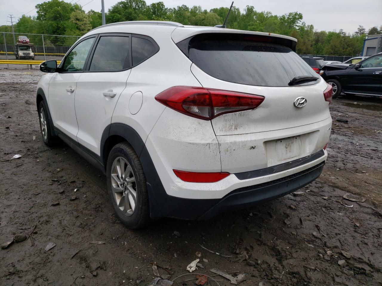 Photo 3 from auction – 2016 HYUNDAI TUCSON LIM with VIN KM8J3CA47GU036832