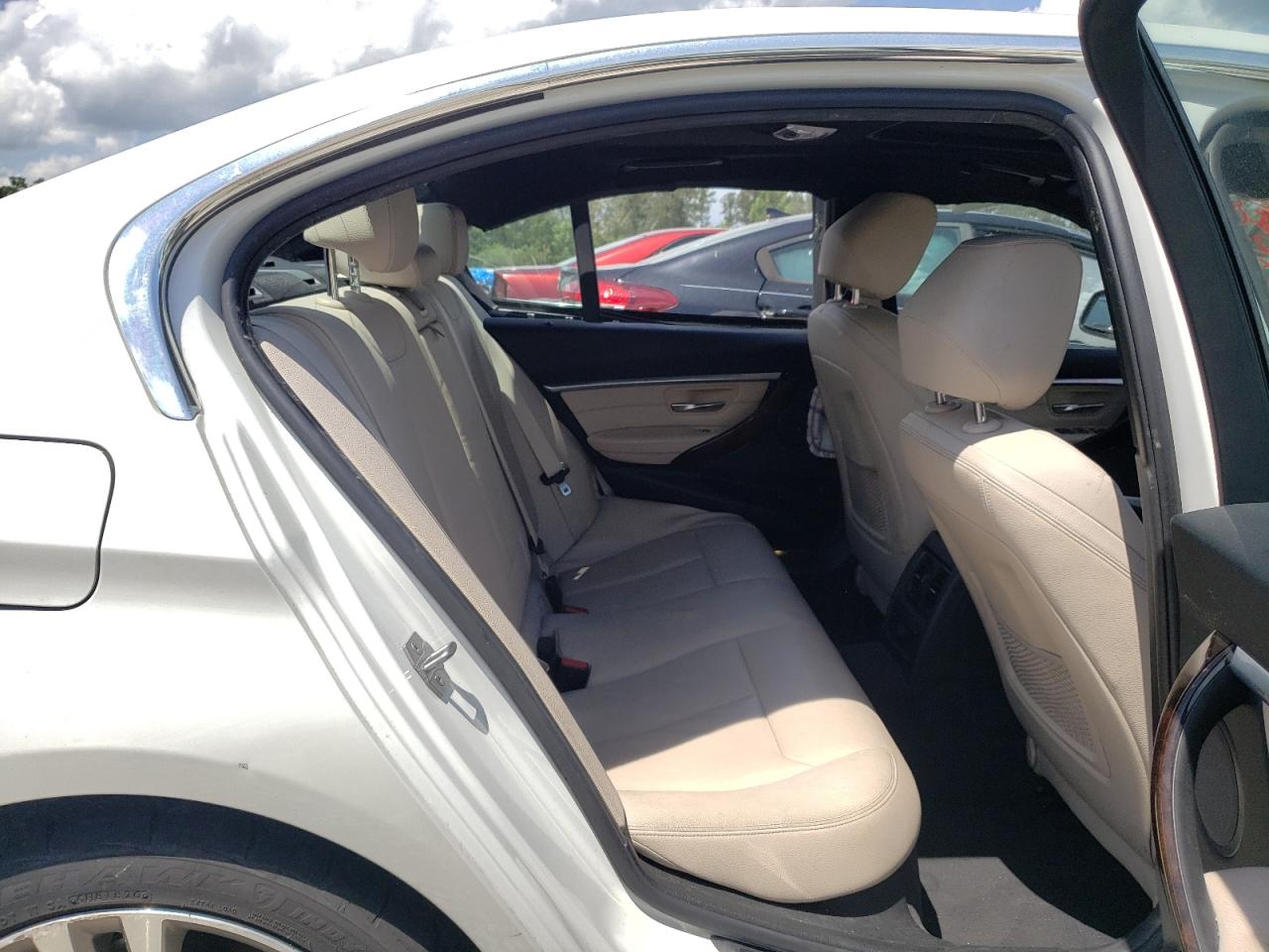 Photo 6 from auction – 2016 BMW 328 I SULE with VIN WBA8E9G58GNT81925