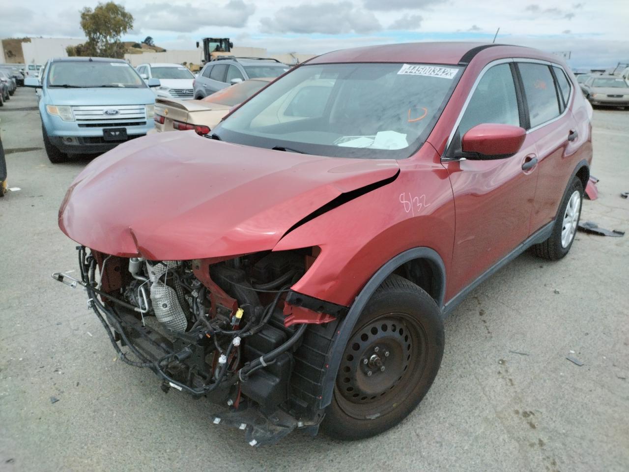 Photo 2 from auction – 2016 NISSAN ROGUE S with VIN 5N1AT2MN2GC813874